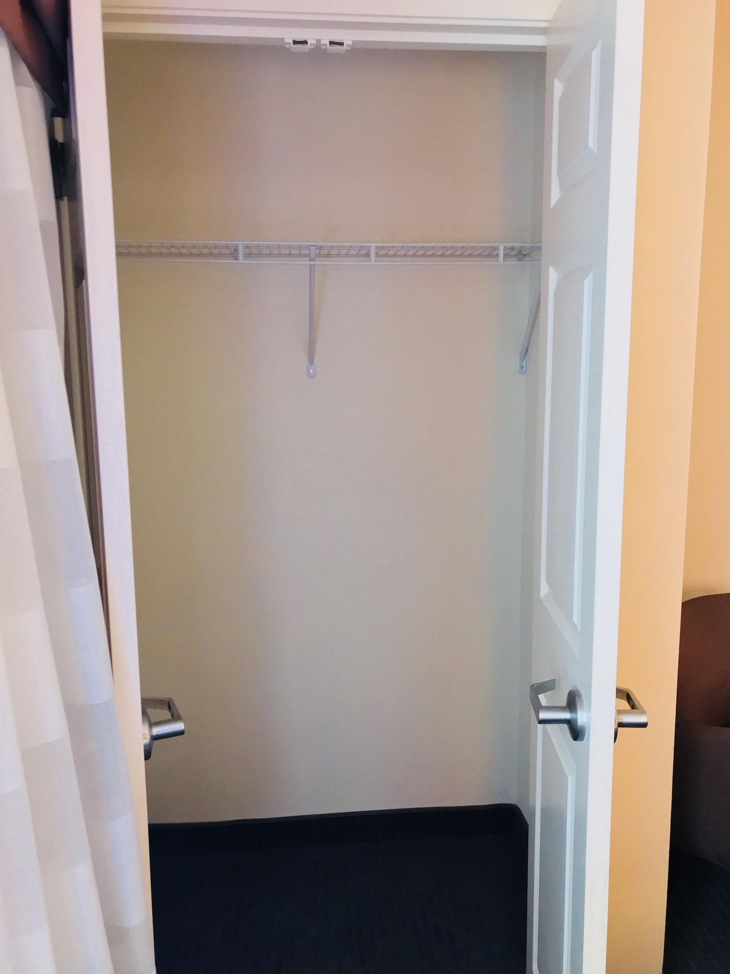 Hotel Sleep & Northwest Oklahoma City