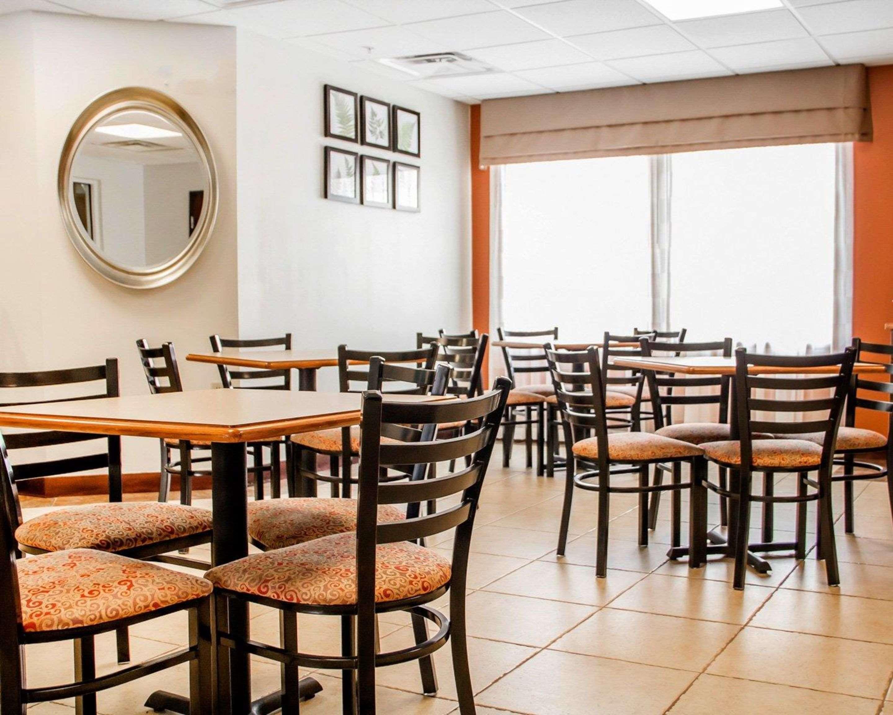 Hotel Sleep & Northwest Oklahoma City